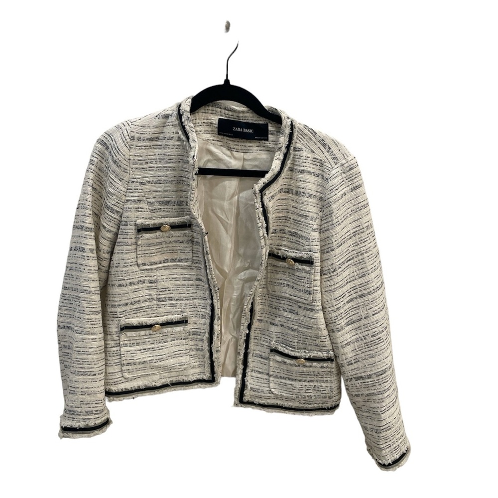Zara Blogger Favorite Ecru Tweed Cropped Black Piping Gold Button Suit Jacket